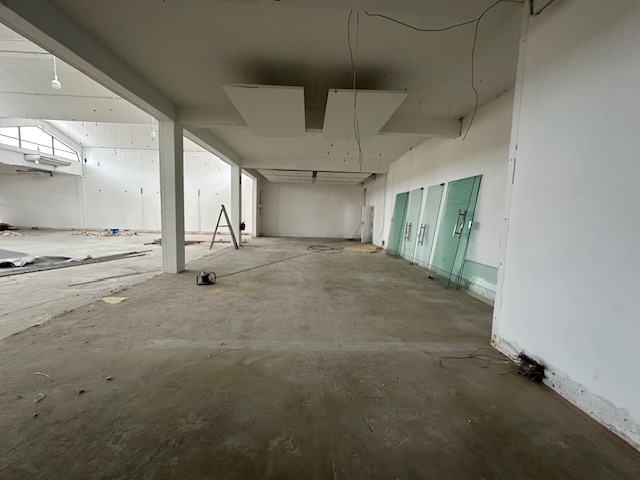 To Let commercial Property for Rent in Maitland Western Cape